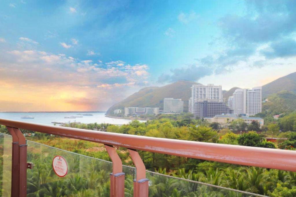 Sanya Shanghai Huating Boutique Resort Hotel מראה חיצוני תמונה